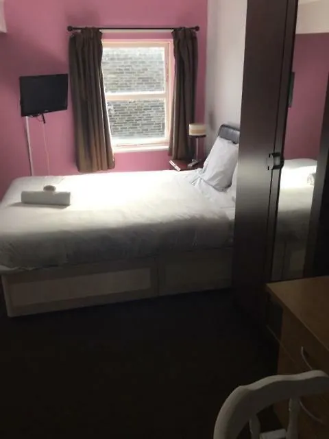 Gateway Lodge Cleckheaton