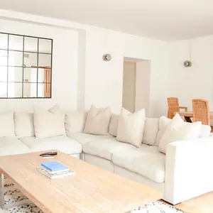 Incredible 3 Bed Basement Flat With Garden United Kingdom